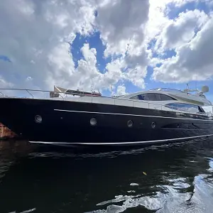 2010 Riva Venere 75