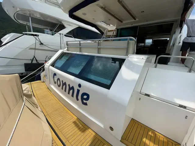 Fairline Squadron 65