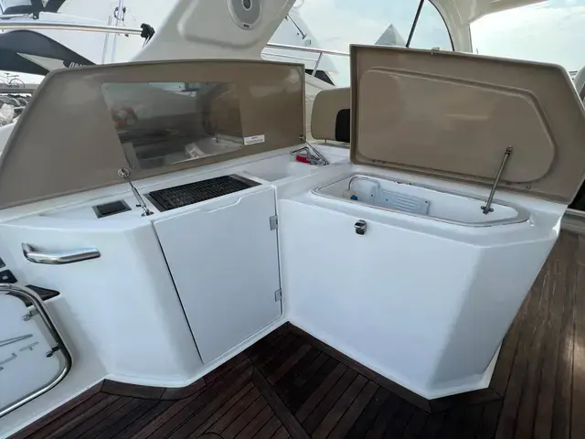 Azimut Atlantis 43