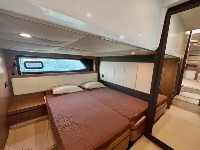 Azimut Atlantis 43