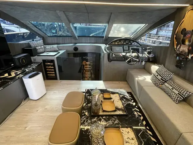 Sunseeker Manhattan 66