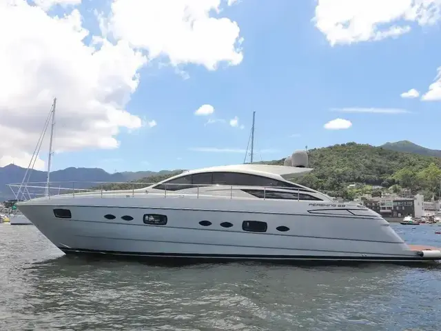 Pershing 58