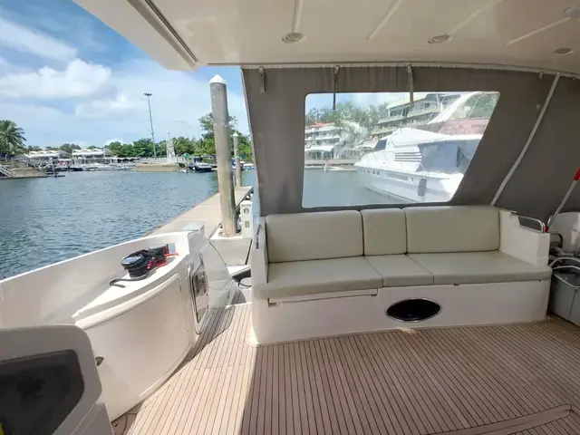 Azimut 58