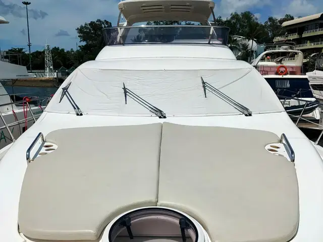 Azimut 58