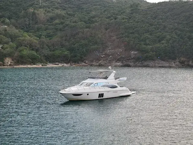 Azimut 58