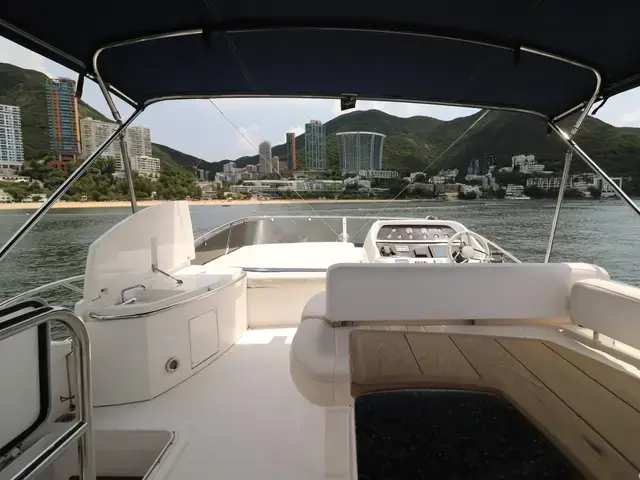 Sunseeker Manhattan 52