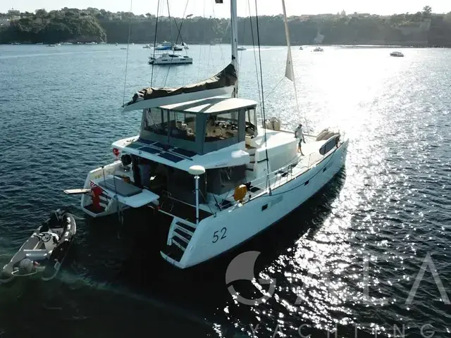 Lagoon 52