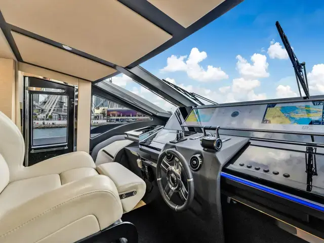 Azimut S10