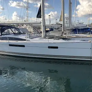 2011 Jeanneau Sun Odyssey 53