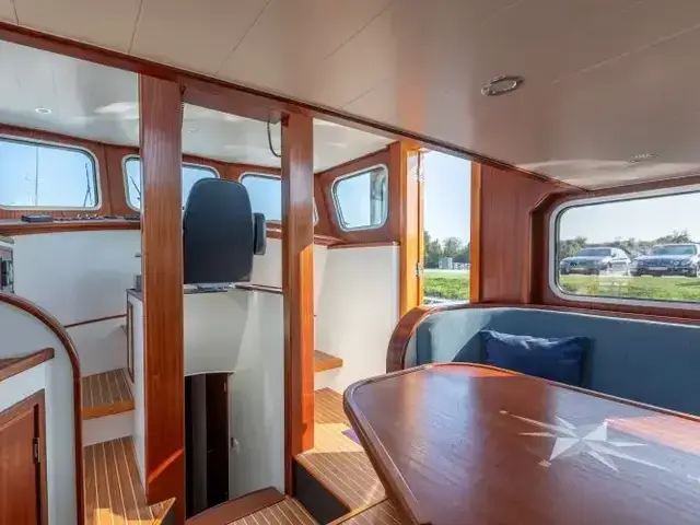 Pilothouse Trawler 44 Long Range