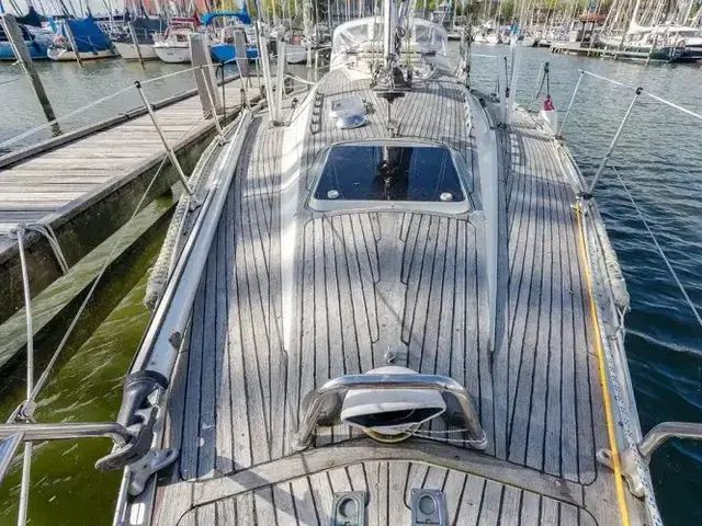 Sweden Yachts 340