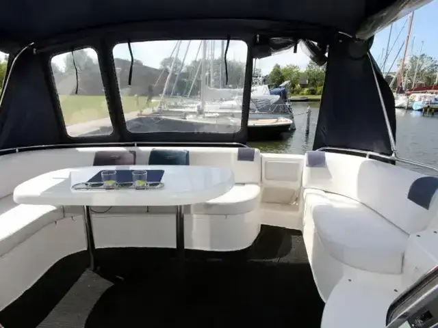 Sealine 350 Flybridge