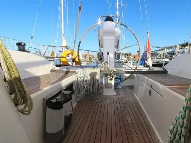 Hanse 320