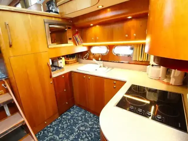 Elegance 57 Fly