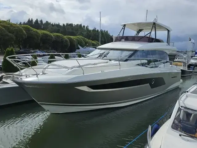 Prestige 520