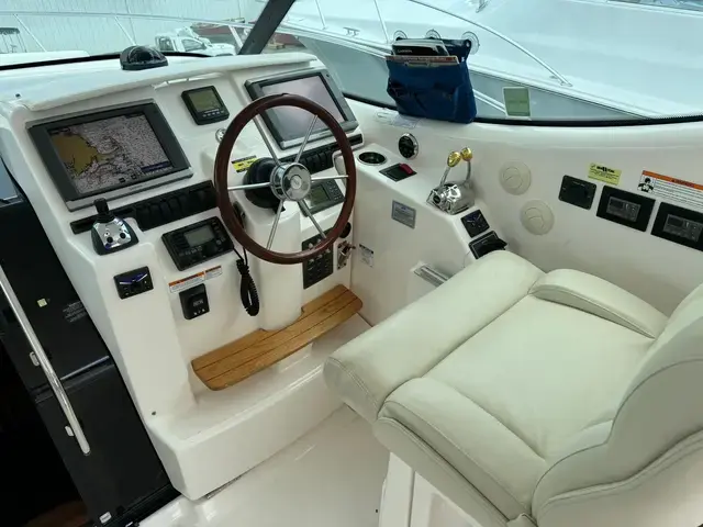 Tiara Yachts 3900 Sovran