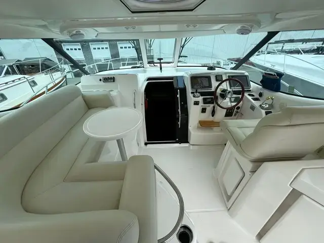 Tiara Yachts 3900 Sovran