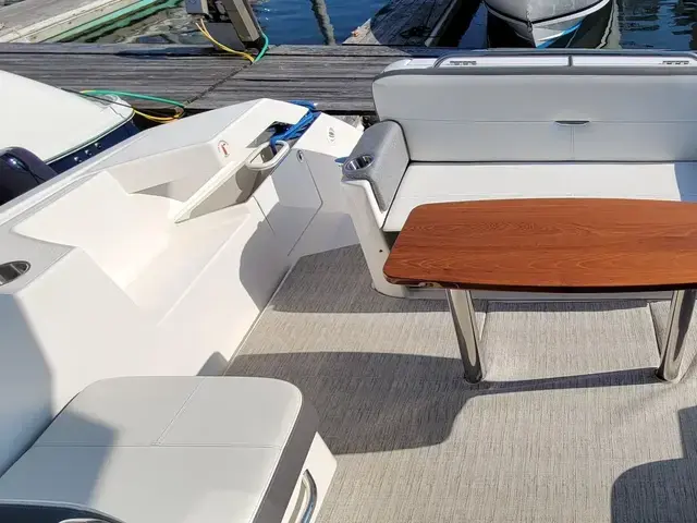 Tiara Yachts 39