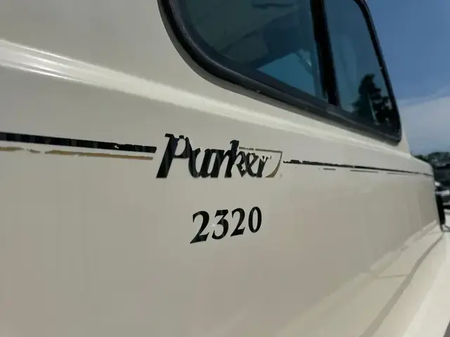 Parker 2320 Sport Cabin