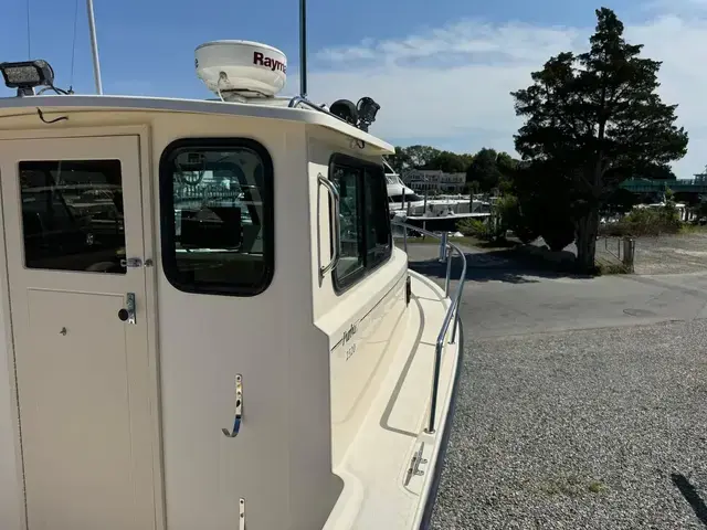 Parker 2320 Sport Cabin