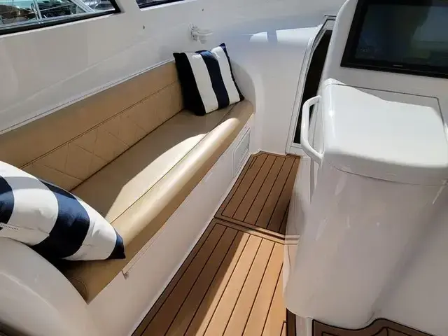 Viking 42 Sport Tower