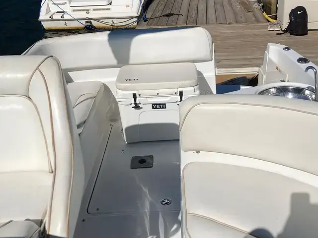 Chris Craft 26 Constellation