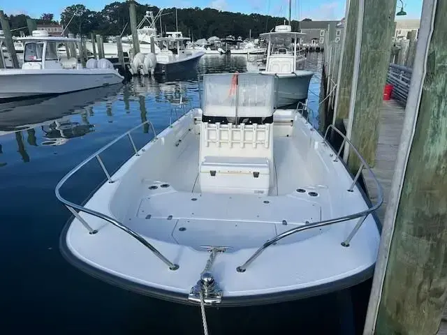 Boston Whaler 210 Montauk