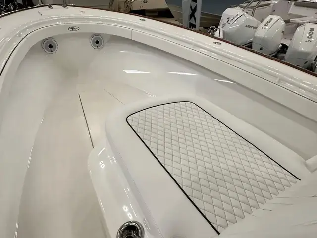 Valhalla Boatworks V-33 Center Console