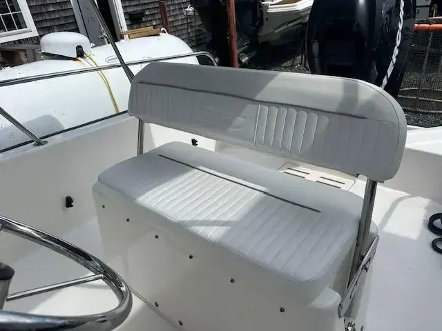 Boston Whaler 170 Montauk