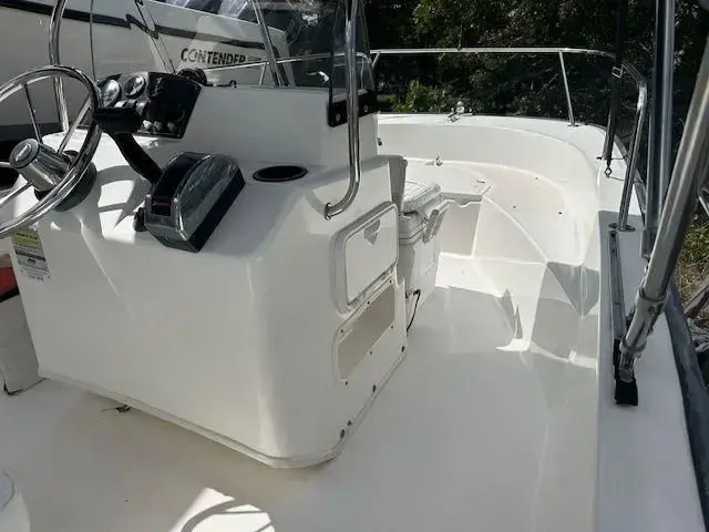 Boston Whaler 170 Montauk