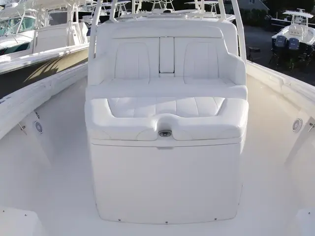 Regulator 41 Center Console