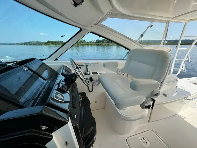 Tiara Yachts 4300 Open