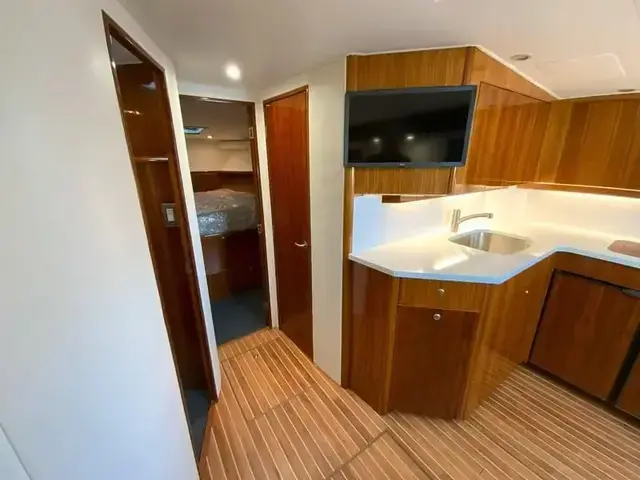 Viking 45 Open Express