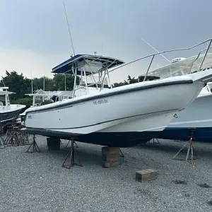 2001 Boston Whaler 26 Outrage