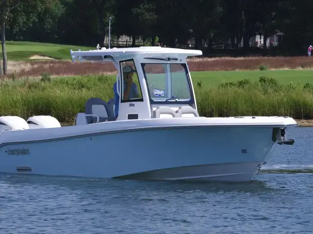 Everglades 285 Center Console