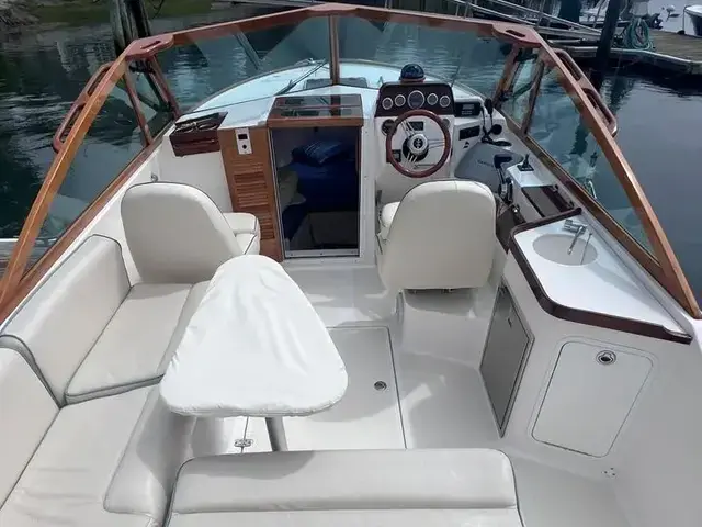 Hunt Yachts Harrier 25