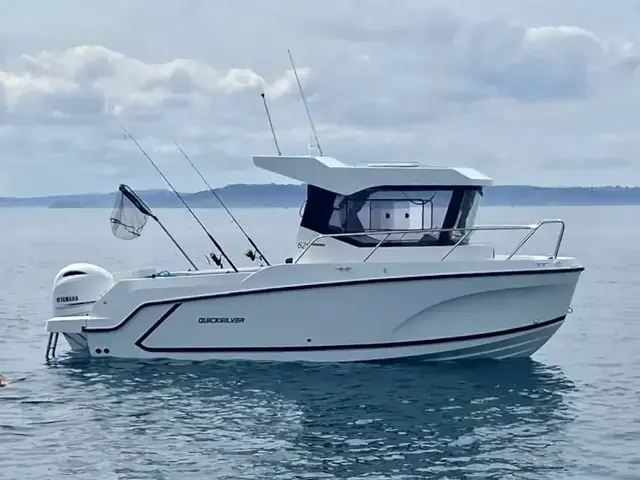 Quicksilver 625 Pilothouse