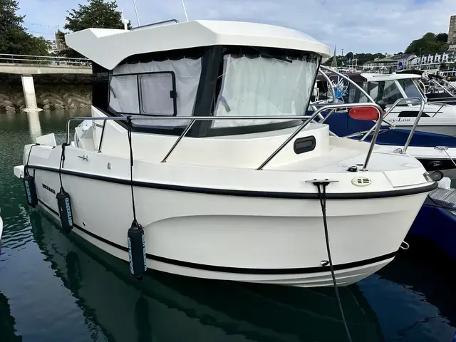 Quicksilver 625 Pilothouse