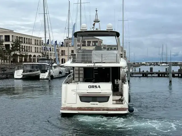 Absolute Navetta 52