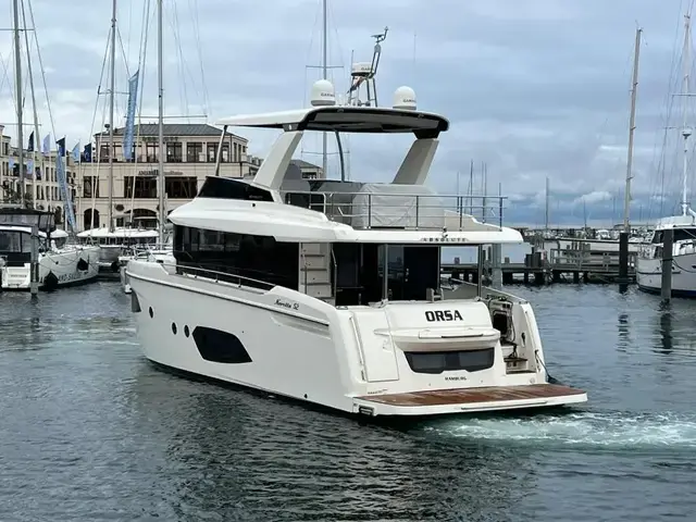 Absolute Navetta 52