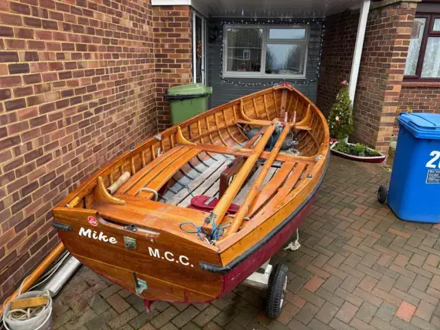 Classic 12ft Clinker Sailing Dinghy