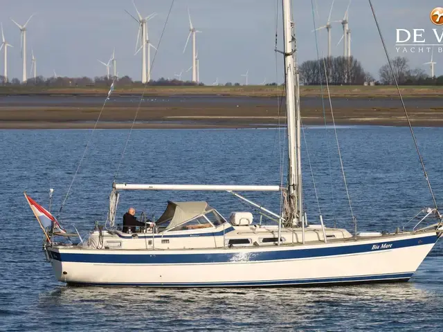 Hallberg Rassy 36