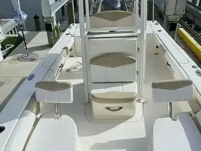 Robalo 246 Cayman