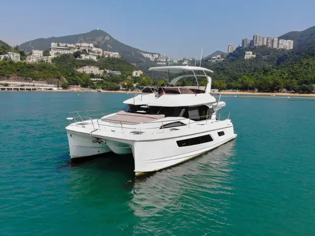 Aquila 44 Yacht