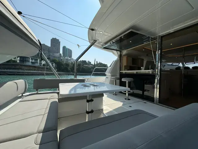 Aquila 44 Yacht