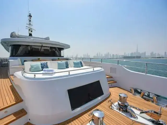 Majesty 120