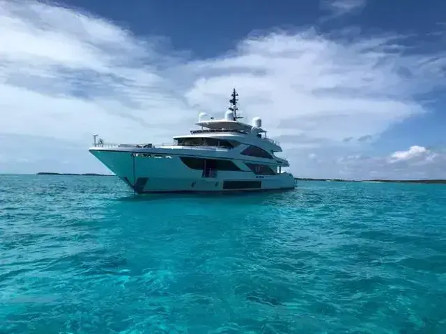 Majesty 140