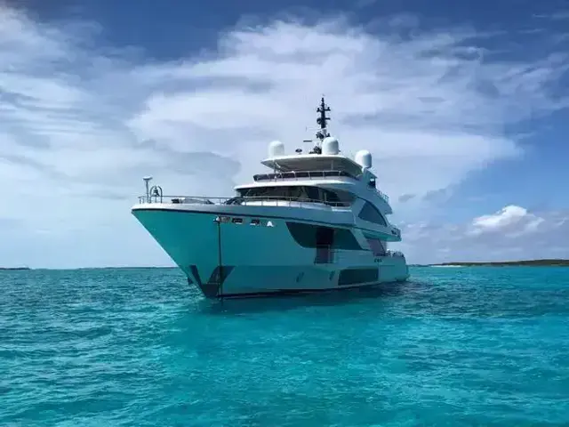 Majesty 140