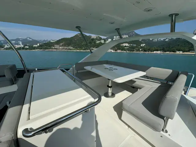 Aquila 44 Yacht