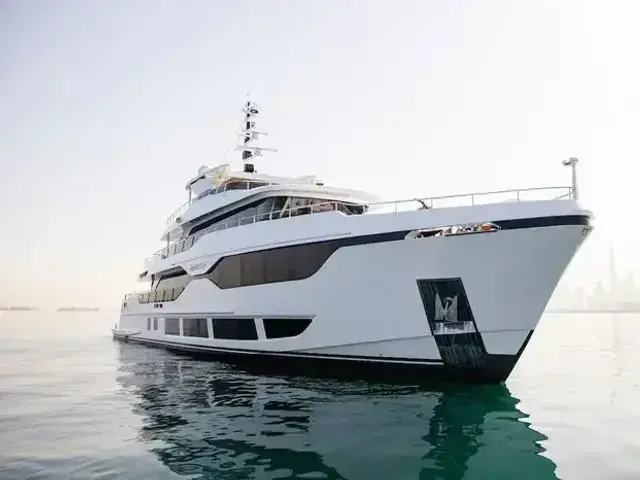 Majesty 120